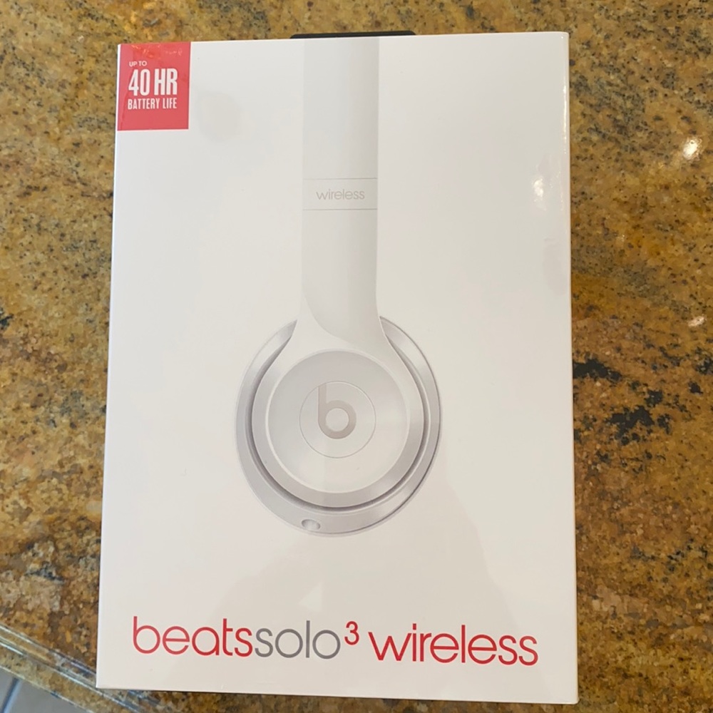 Brand New Wireless Beats